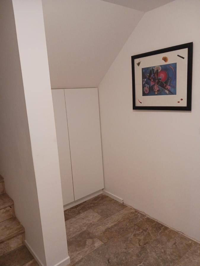 Moderne Wohnung In Ruhiger Lage Stolberg  Exterior foto
